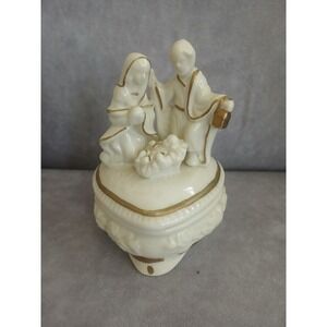 Vintage Ceramic Nativity Heart Trinket Box Gold Trim Holy Family Porcelain Ivory